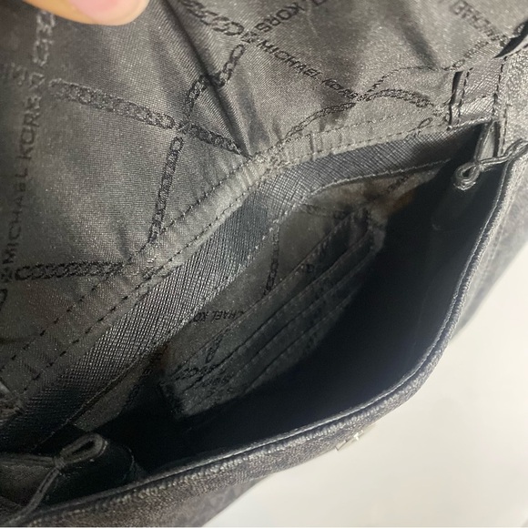 MICHAEL KORS Jet Set Medium Logo Pocket Tote Bag Black - Picture 16 of 16